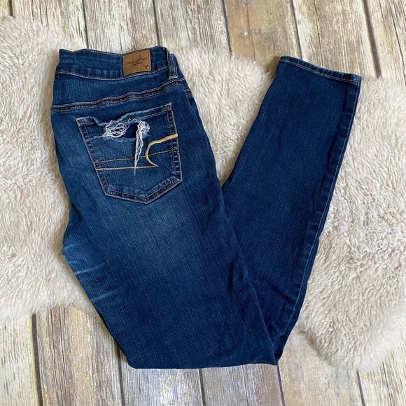 American Eagle Distressed Super Stretch Jeggings - Picture 11 of 11